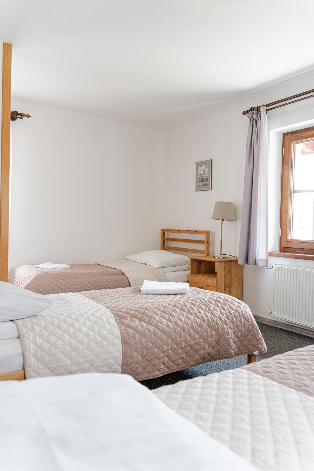 Stanica Hucul Hotel Sułkowice Eksteriør billede